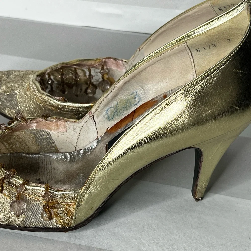 Vintage Stuart Weitzman For Martinique Leather Gold Pumps Bejeweled Size 7